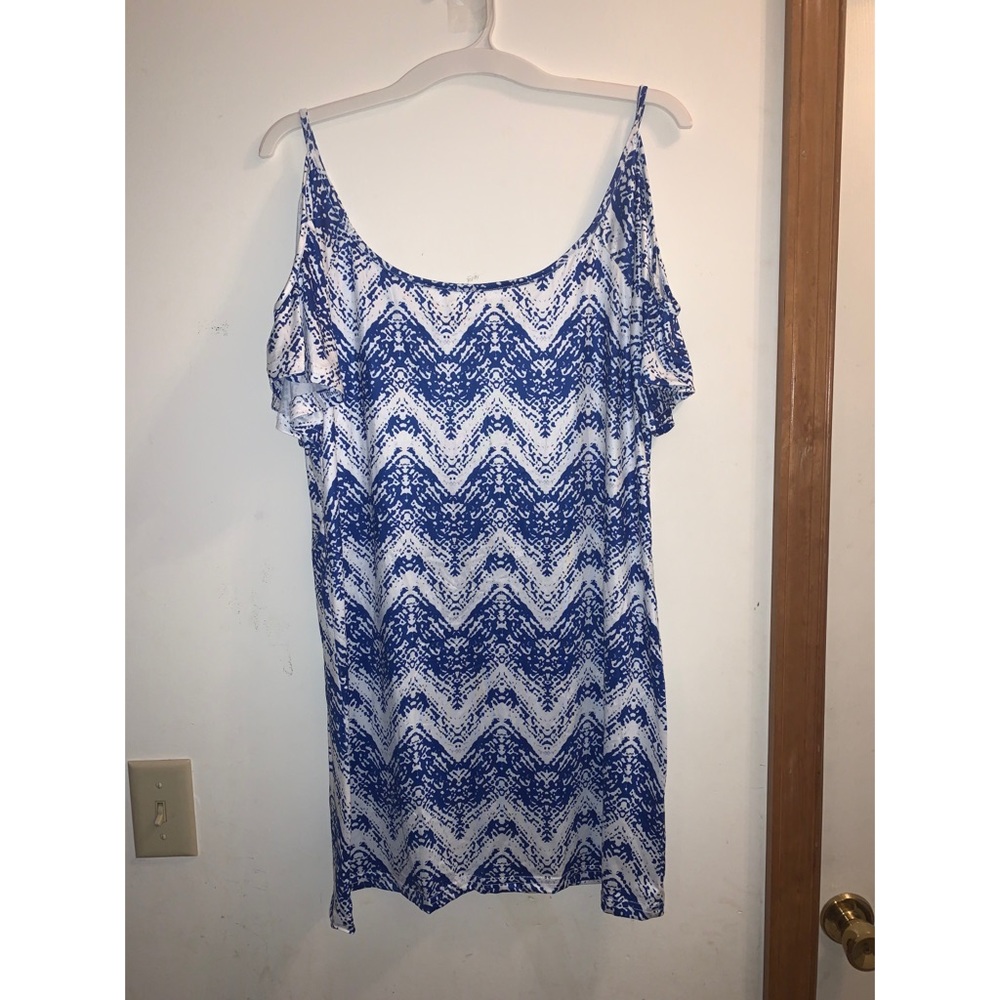Women’s cold shoulder mini dress